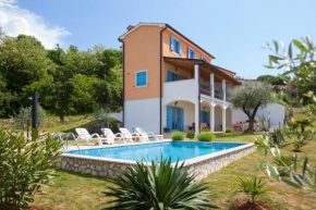 Relax in nature villa Mugeba Club